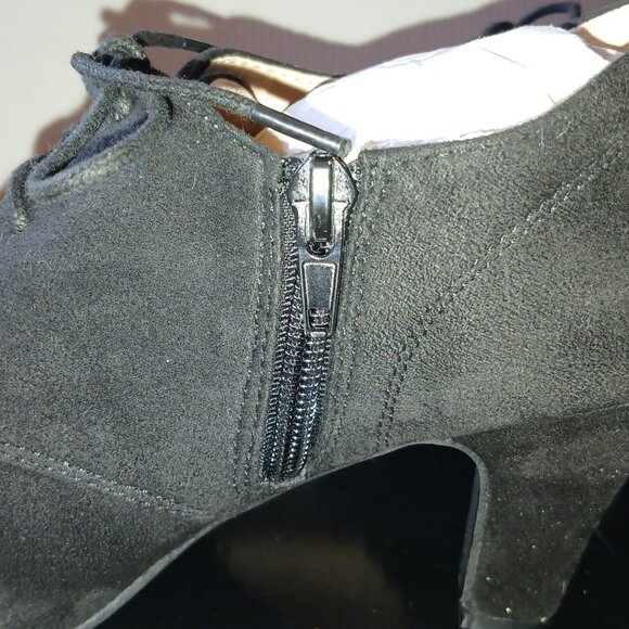 New in the box, Black Suede Journee Collection Leona Ankle Bootie - Picture 7 of 12